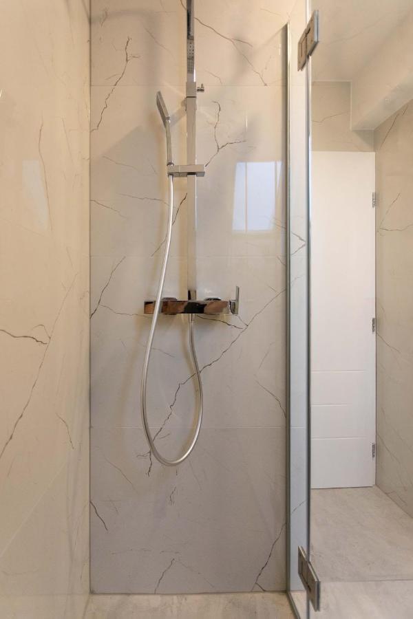 Design 1Bdr Loft Near Kvaternik Square Leilighet Zagreb Eksteriør bilde