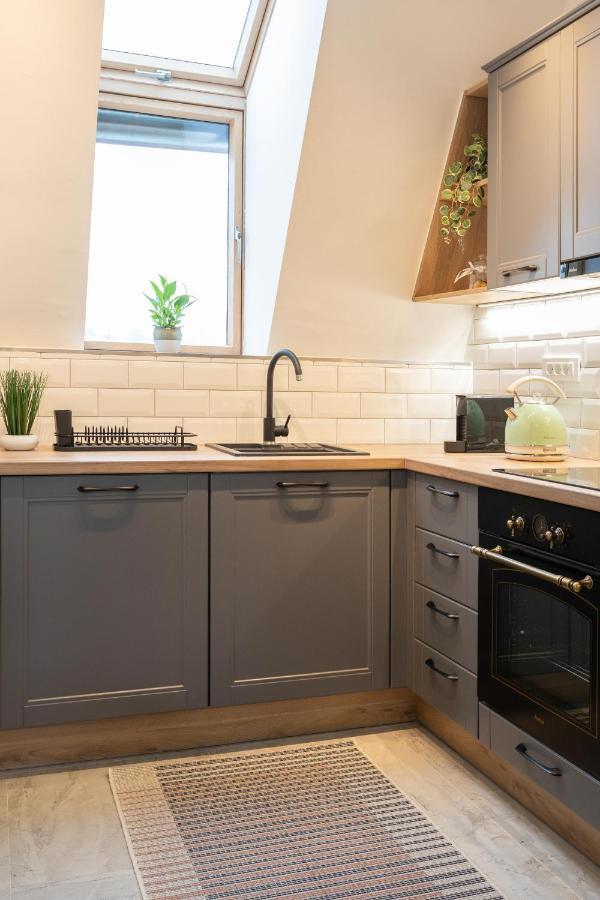 Design 1Bdr Loft Near Kvaternik Square Leilighet Zagreb Eksteriør bilde